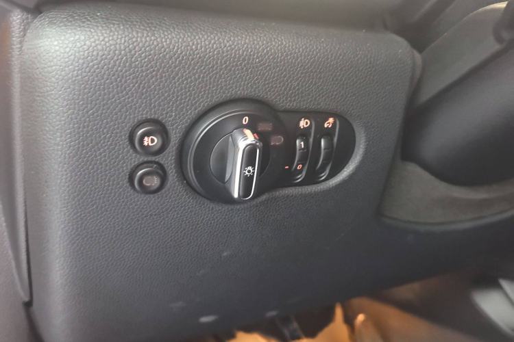 Used  MINI 2014 1.2T ONE
