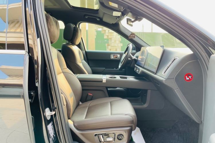 Used Li Auto L9 2022 Max model
