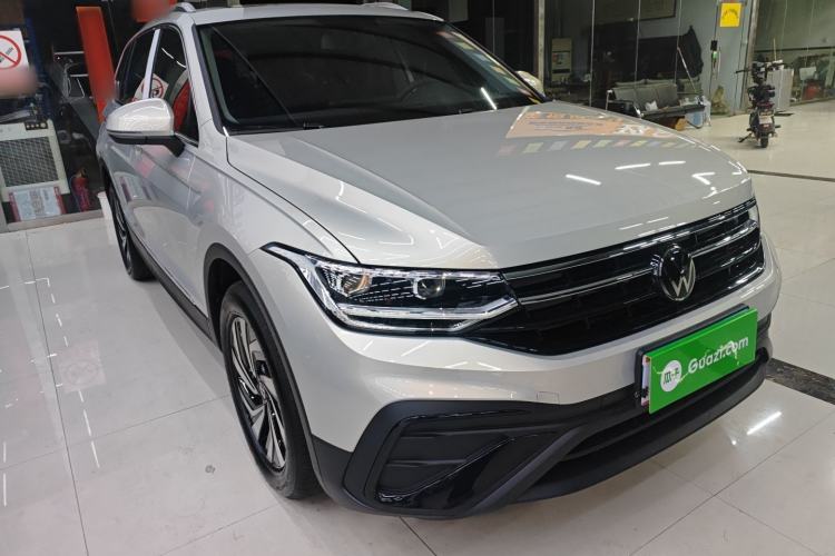 Used Volkswagen Tiguan L 2025 Model, Outstanding Version, 300TSI Automatic Two-Wheel Drive Longteng Edition