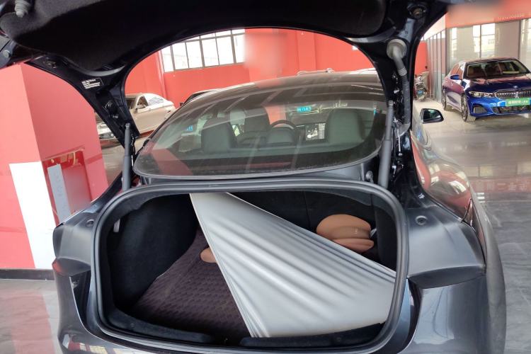 Used Tesla Model 3 2023 Rear-Wheel-Drive Version
