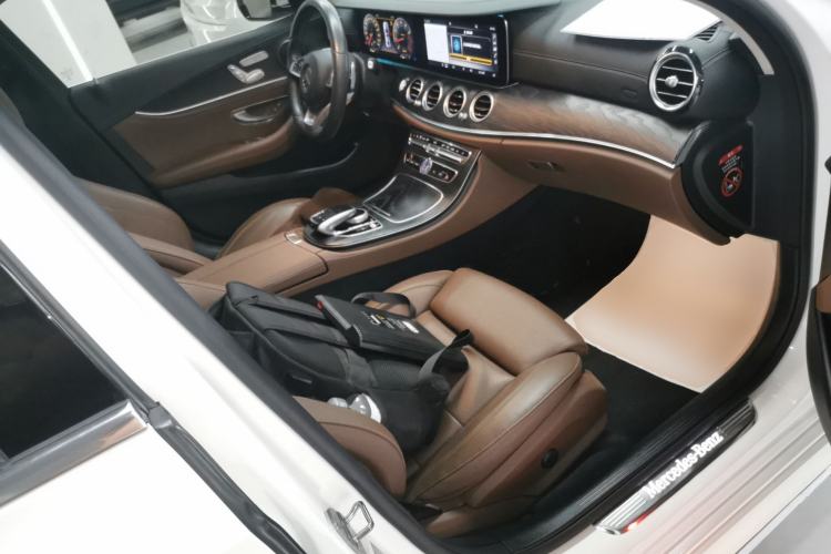 Used Mercedes-Benz E-Class 2018 Facelift E 200 L Sport 4MATIC
