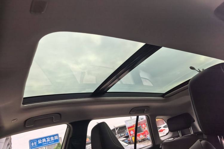 Used Toyota FRONTLANDER 2023 2.0L Smart Electric Hybrid Dual-Engine Deluxe Version
