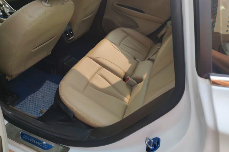 TDK.VehicleDetails.img