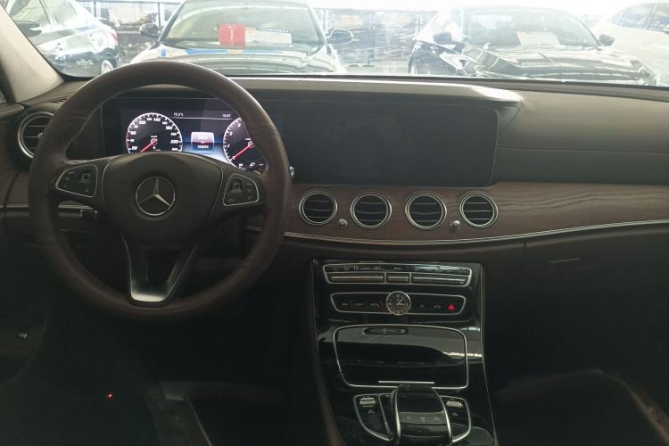 Used Mercedes-Benz E-Class 2016 E 300 L Stylish Model
