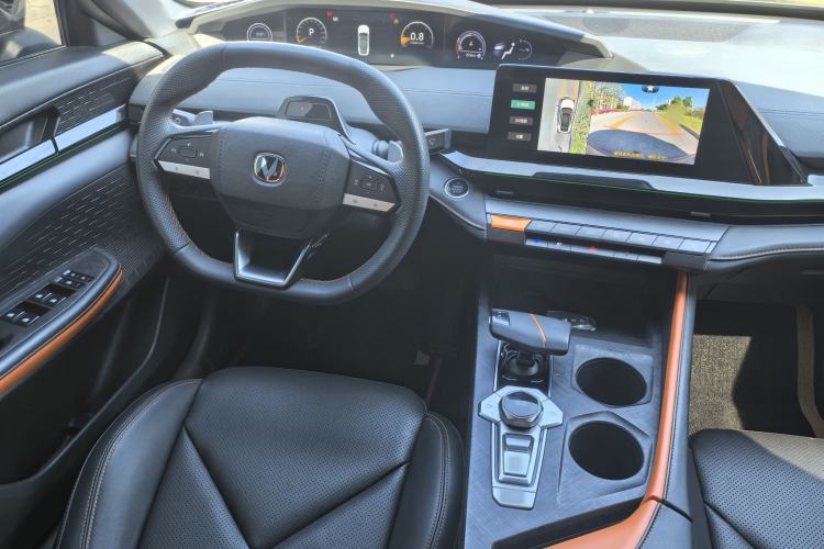 Used Changan UNI-V 2022 1.5T Prestige Version