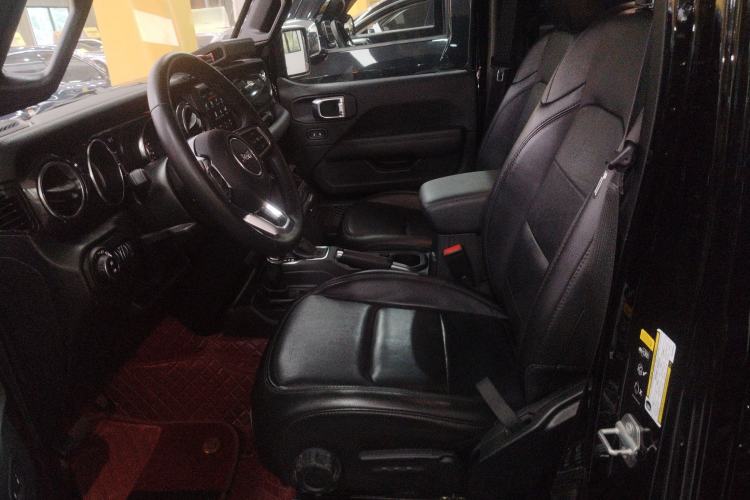 Used  Wrangler 2022 2.0T High Altitude Four-Door Edition
