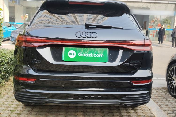 Used Audi Q5 e-tron 2023 40 e-tron Shining Edition Mecha Kit