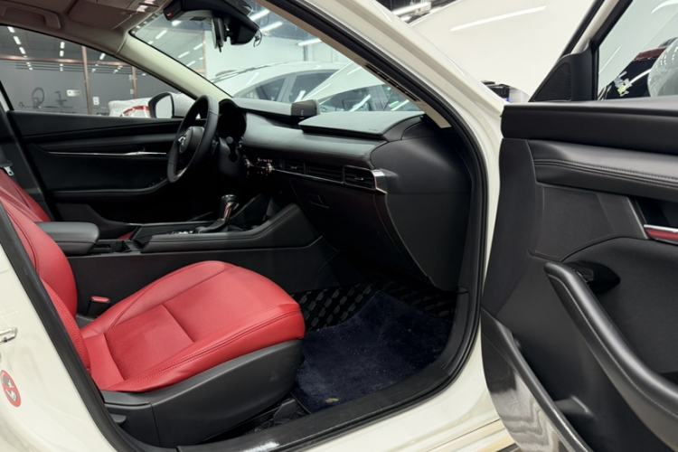 Used Mazda Mazda 3 Axela 2021 2.0L Automatic ZhiXuan Edition
