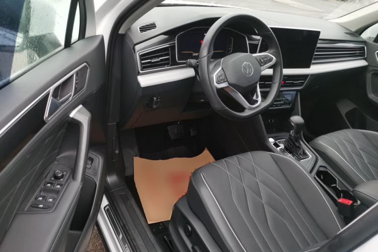 Used Volkswagen Tiguan L 2024 300TSI Automatic Two-Wheel Drive Smart Edition
