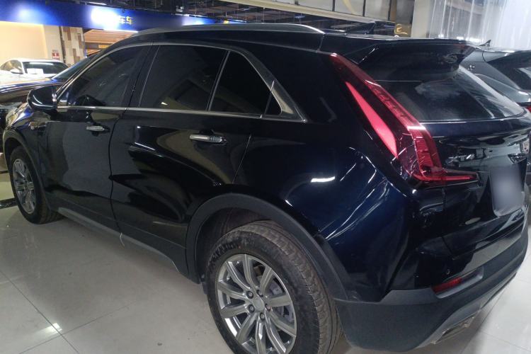 Used Cadillac XT4 2021 28T Two-Wheel Drive Leading Version
