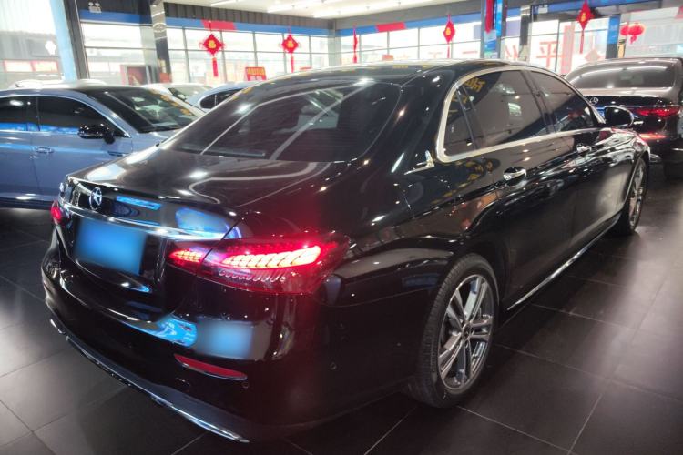 Used Mercedes-Benz E-Class 2022 E 260 L Sport 4MATIC
