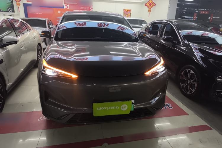 Used  E5 2024 440km Launch Edition
