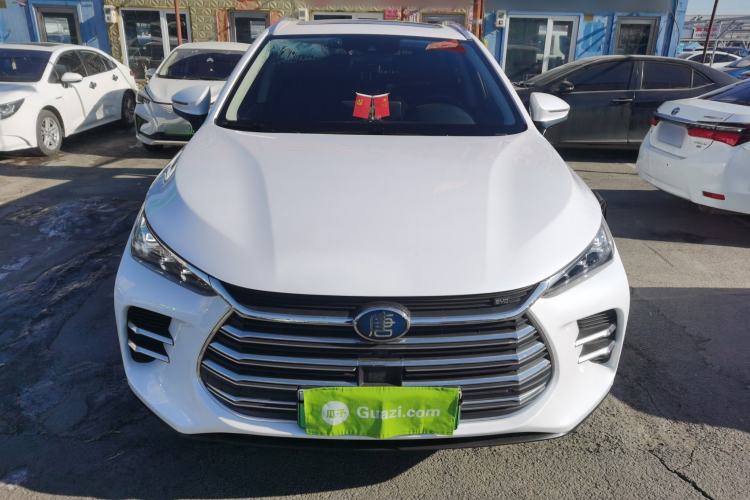 Used BYD Tang New Energy 2018 DM 2.0T All-Wheel Drive Smart Connectivity Luxury Model 7 Seats China V Emission Standard
