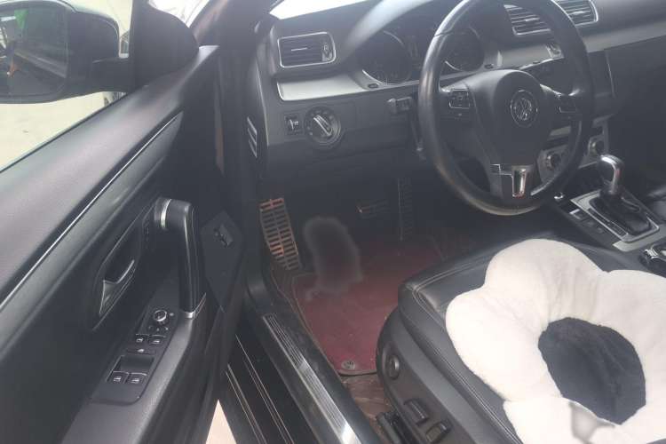 Used Volkswagen FAW-Volkswagen CC 2015 1.8TSI Prestige Model
