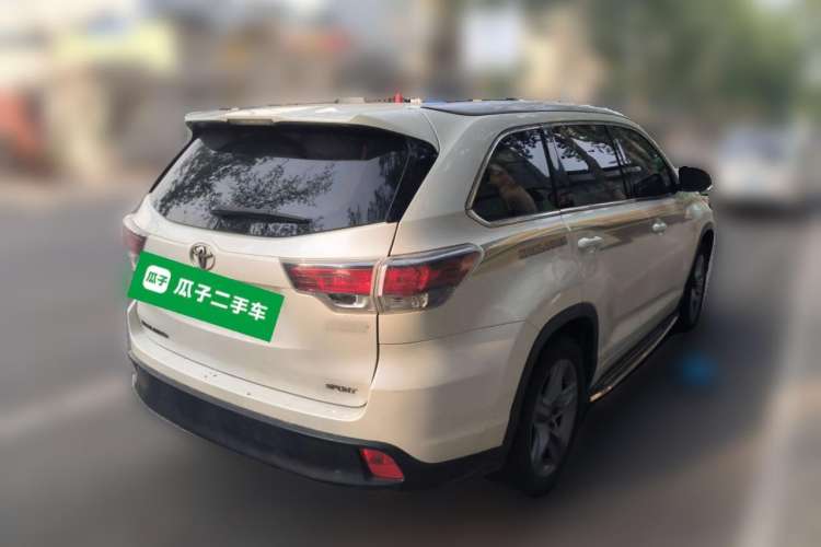 Used Toyota Highlander 2015 2.0T Two-Wheel Drive Luxury Edition 7 Seats
