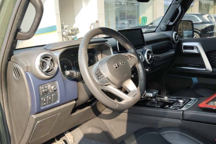 Used  BJ40 2020 2.0T Automatic Four-Wheel Drive Urban Hunter Edition Prestige Version