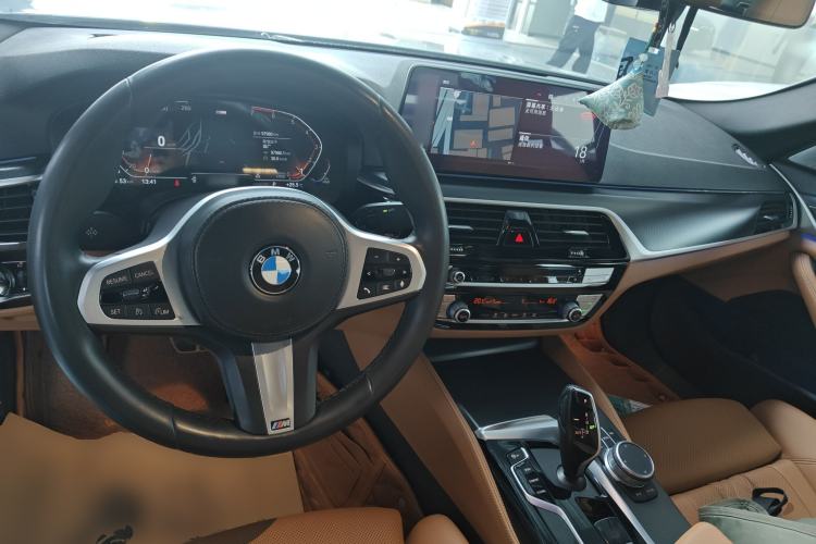 Used BMW 5 Series 2021 525i M Sport Package
