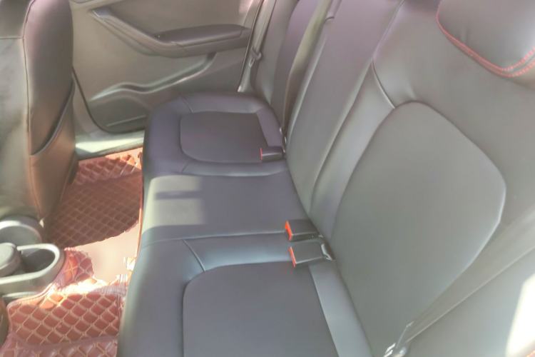 Used Volkswagen Jetta 2015 1.6L Manual Fashion Edition