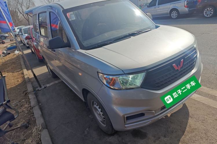 Used Wuling Hongguang V 2019 1.5L Jingqu Version China VI LAR