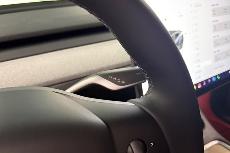 Used Tesla Model Y 2024 Rear-Wheel-Drive Version
