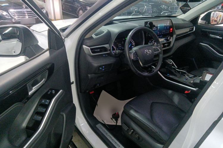 Used Toyota Highlander 2022 Dual-Engine 2.5L Four-Wheel Drive Prestige Version 7 Seats