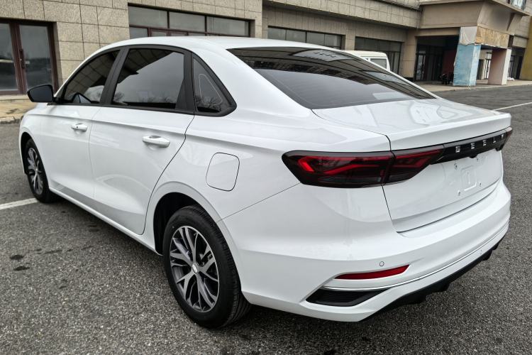 Used Geely Auto Emgrand 2025 4th Generation 1.5L CVT Longteng Edition
