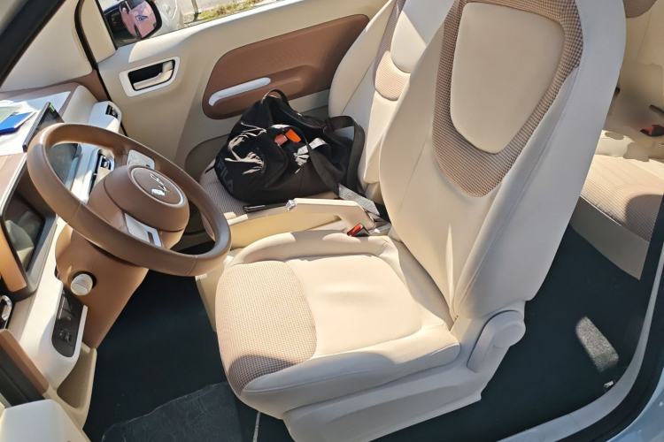 Used Wuling Hongguang MINIEV 2024 3rd Generation 215km Advanced Version
