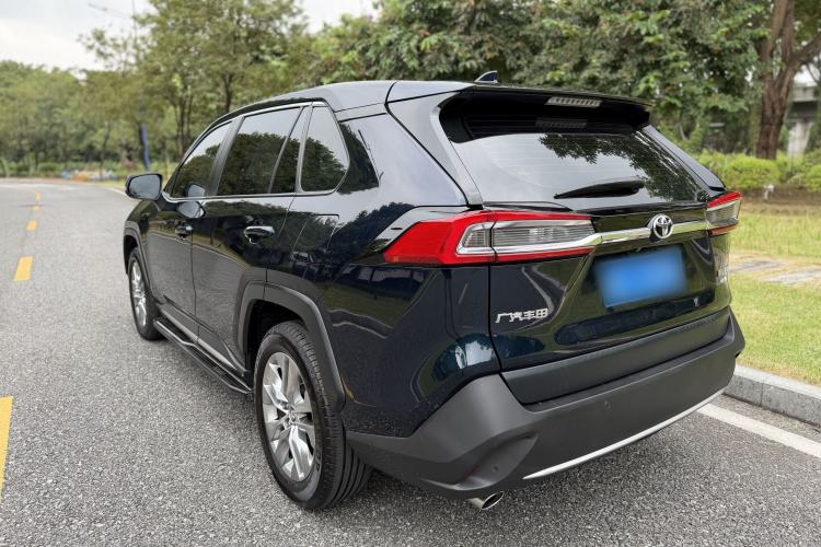 Used Toyota Wildlander 2020 2.0L CVT 4x4 Luxury Edition
