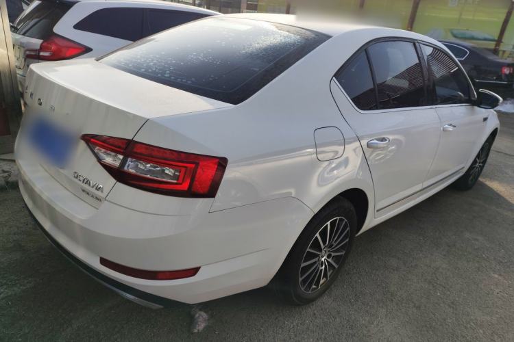 Used Skoda Octavia 2019 TSI230 DSG SmartDrive Luxury Edition China VI