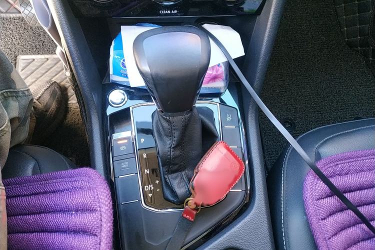 Used Volkswagen Tiguan L 2018 330TSI Automatic Two-Wheel Drive Luxury Edition