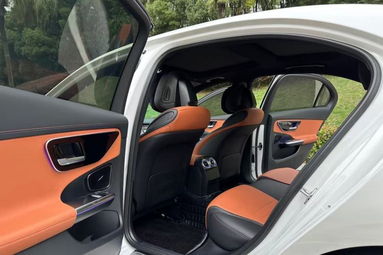 Used Mercedes-Benz C-Class 2023 Restyled C 260 L Sport Edition