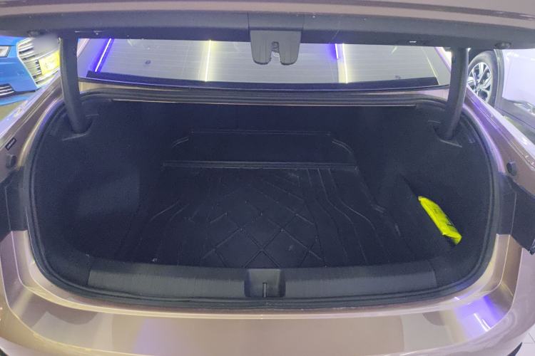 Used Volkswagen Passat 2025 Pro 380TSI Starry Dragon Luxury Edition
