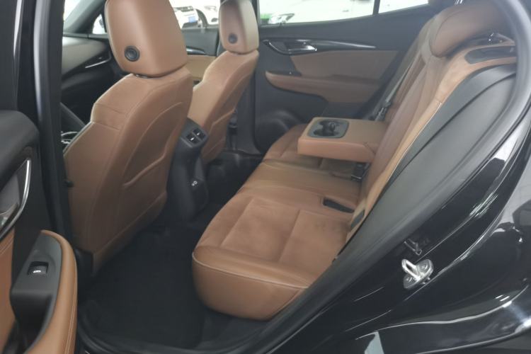 Used Buick Envision 2020 Encore S 652T Two-Wheel Drive Luxury Model
