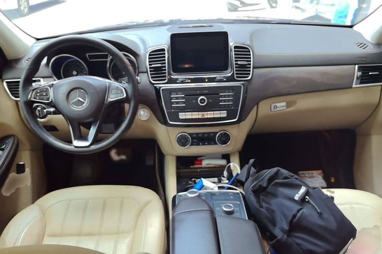 Used Mercedes-Benz GLE 2017 GLE 400 4MATIC
