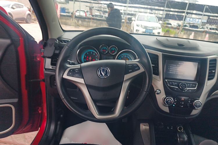 Used Changan CS35 2014 1.6L Automatic Luxury Navigation Model China IV Standard
