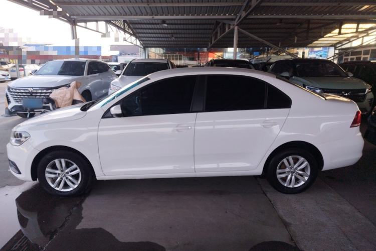 Used Volkswagen Santana 2016 1.4L Manual Fashion Edition
