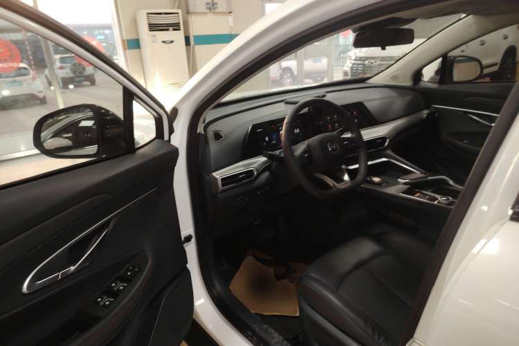 Used Changan UNI-T 2020 1.5T Prestige Version
