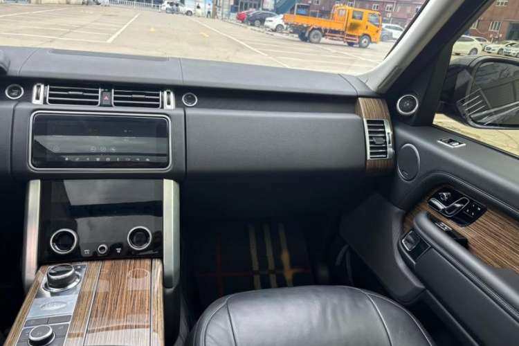 Used Land Rover Range Rover 2019 3.0 SC V6 Grand Edition
