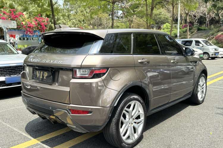 Used Land Rover Range Rover Evoque 2018 240 PS HSE DYNAMIC All-Wheel Drive Edition
