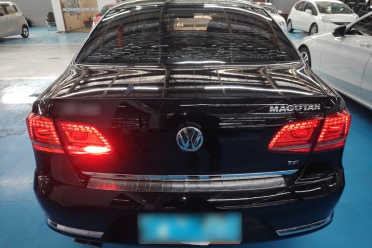 Used Volkswagen Magotan 2015 Facelift 1.8TSI Luxury Model