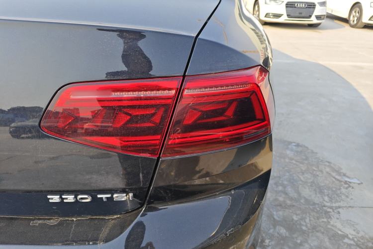 Used Volkswagen Magotan 2020 330TSI DSG Luxury Edition
