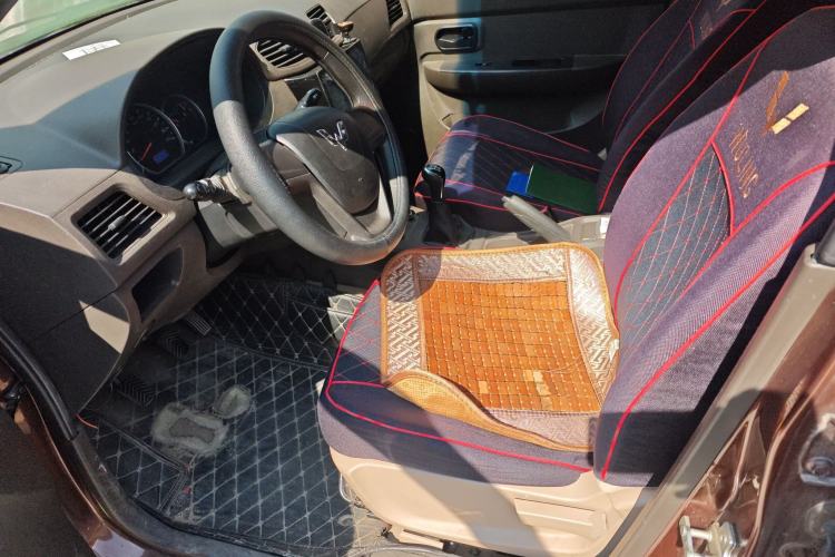 Used Wuling Hongguang 2014 1.5L S Standard Version