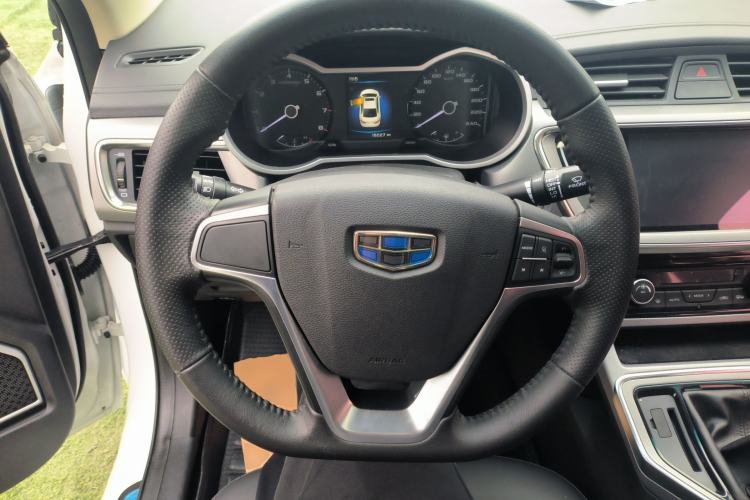 Used Geely Auto Emgrand GL 2017 1.8L Manual Elite Model
