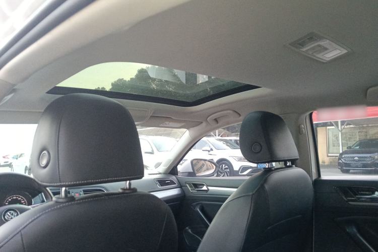 Used Volkswagen Lamando 2018 280TSI DSG Comfort Edition
