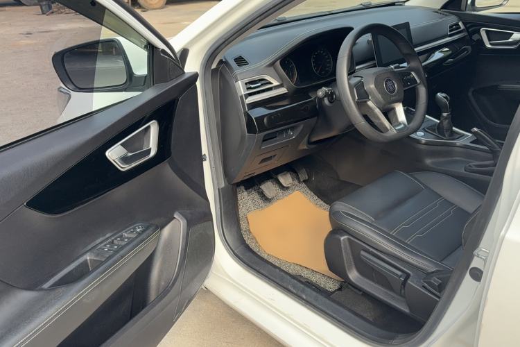 Used BYD Qin 2019 1.5L Manual Luxury Version
