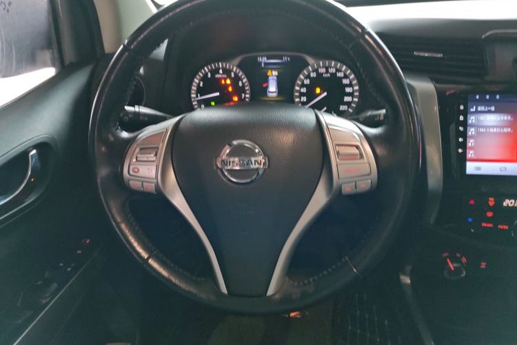 Used Nissan Terra 2018 2.5L Automatic 4x4 Flagship Edition