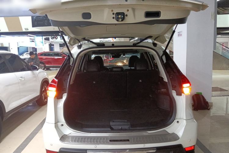 Used Nissan X-Trail 2019 2.0L CVT Smart Connect Comfort Edition 2WD
