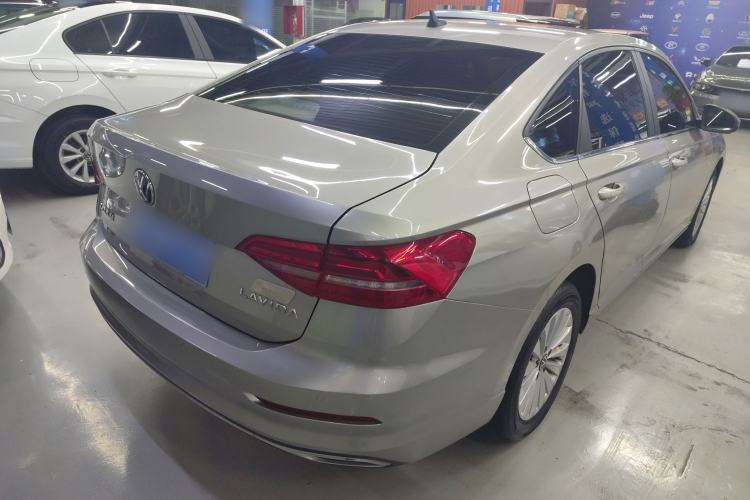 Used Volkswagen Lavida 2019 1.5L Automatic Comfort Edition China VI Standard