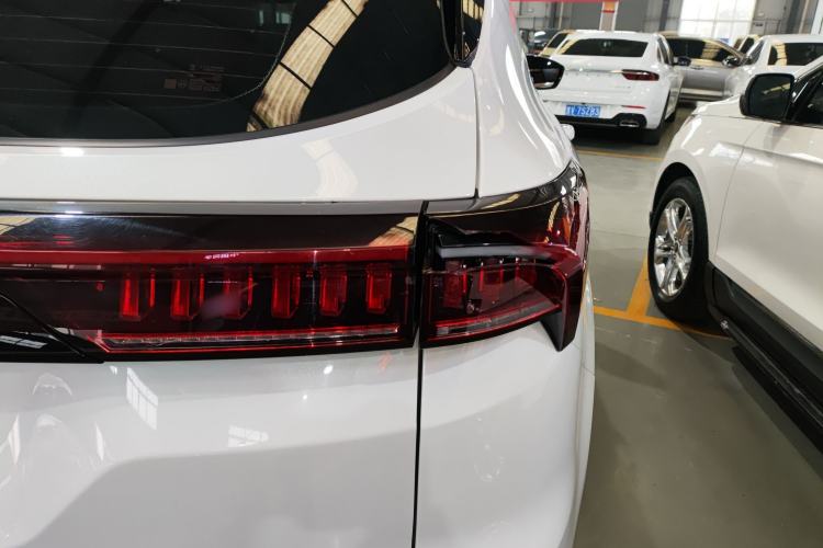 Used JETOUR X70 PLUS 2024 Champion Edition 1.5T DCT Champion MAX+ 5-seater
