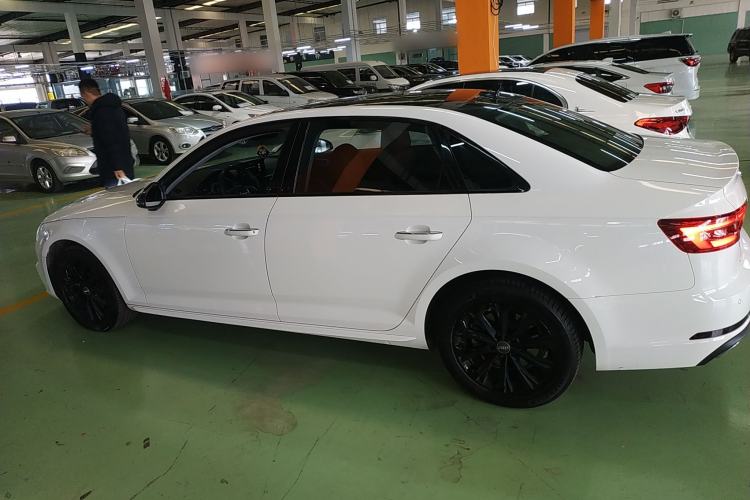 Used Audi A4L 2019 40 TFSI Ambition China VI
